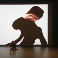 M050_ARC_20240309_performance_quasimodo_aux_miroirs_de_no_ange_herrve_veronese_-18-scaled